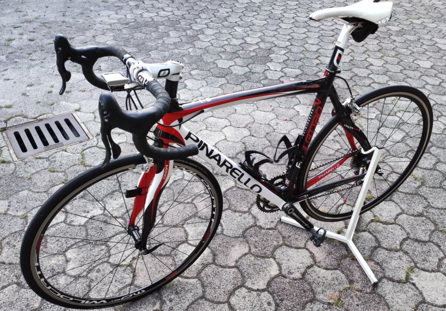 Specialka Pinarello FP QUATTRO 53