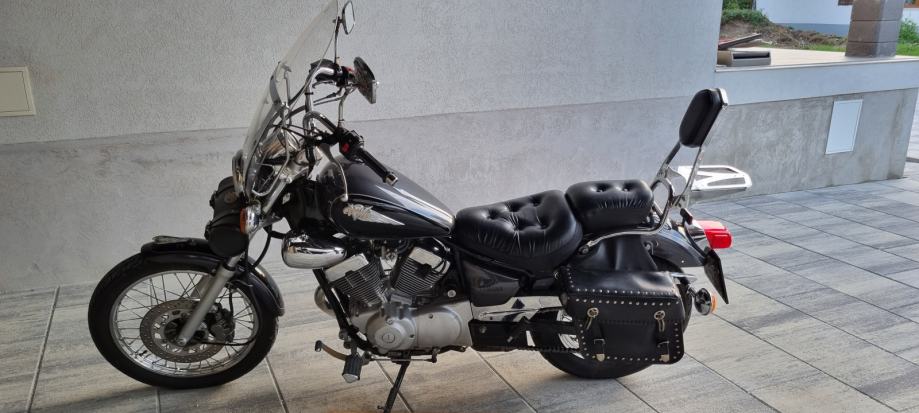 Yamaha VIRAGO VX 250 S 248 cm3, 2000 l.