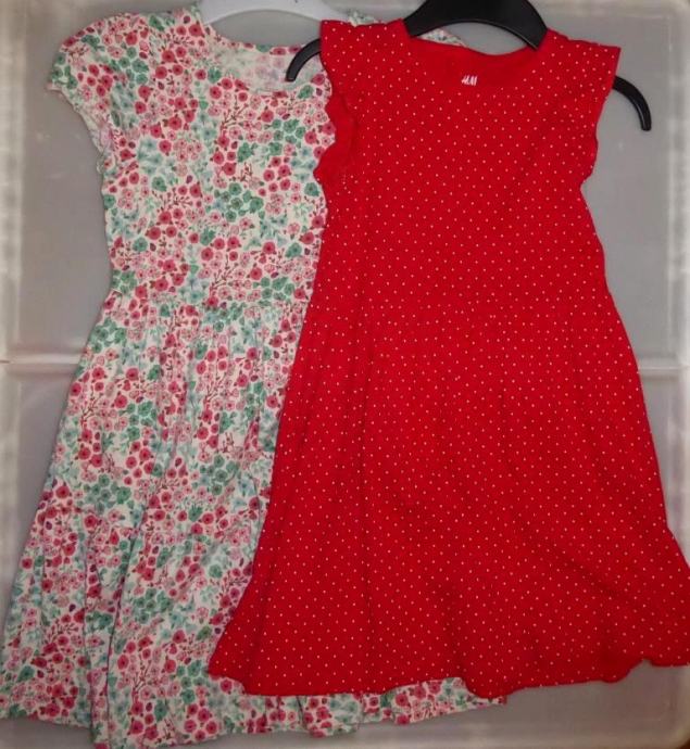 2x dekliška obleka z kratkimi rokavi C&A, H&M 122/128,6-8 let,kot novi