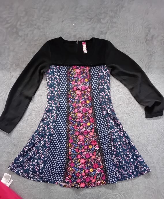 Prodam oblekico Desigual original za 9/10 letnico