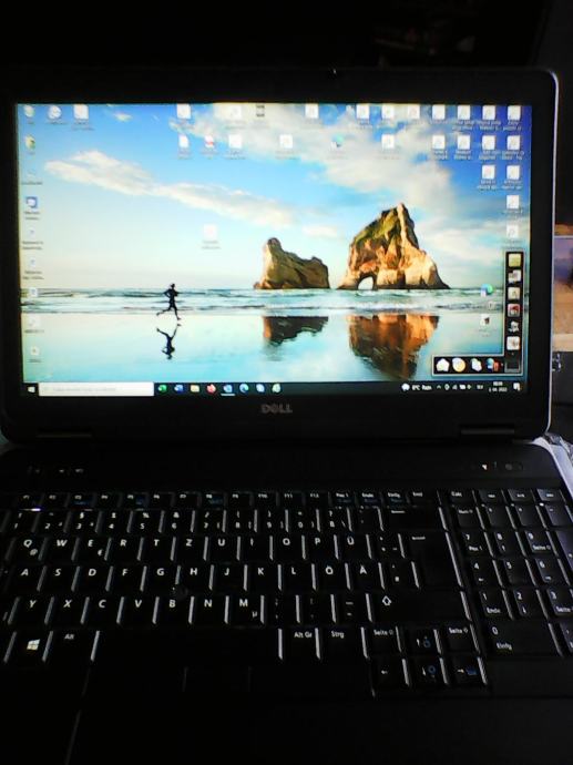 prenosni računalnik Dell Latitude E6540 poslovni nova baterija