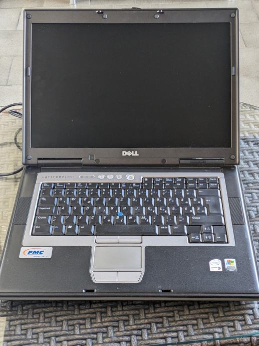 Prenosnik Dell Latitude D820 4922