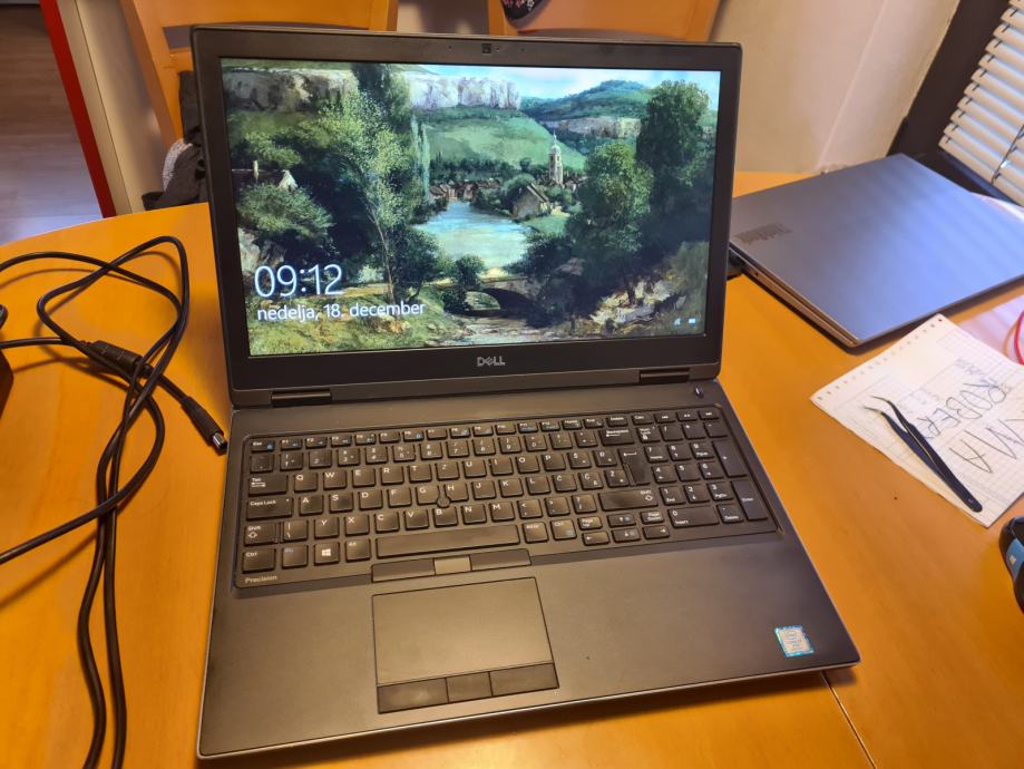 Prenosnik DELL  Precision 7530, i7-8850H, 32gb, 512 SSD, win 10Pro