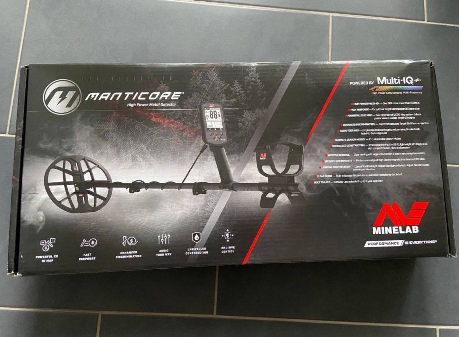 Detektor kovin Manticore Minelab Novo