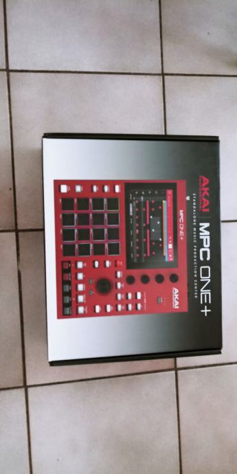 AKAI MPC ONE PLUS