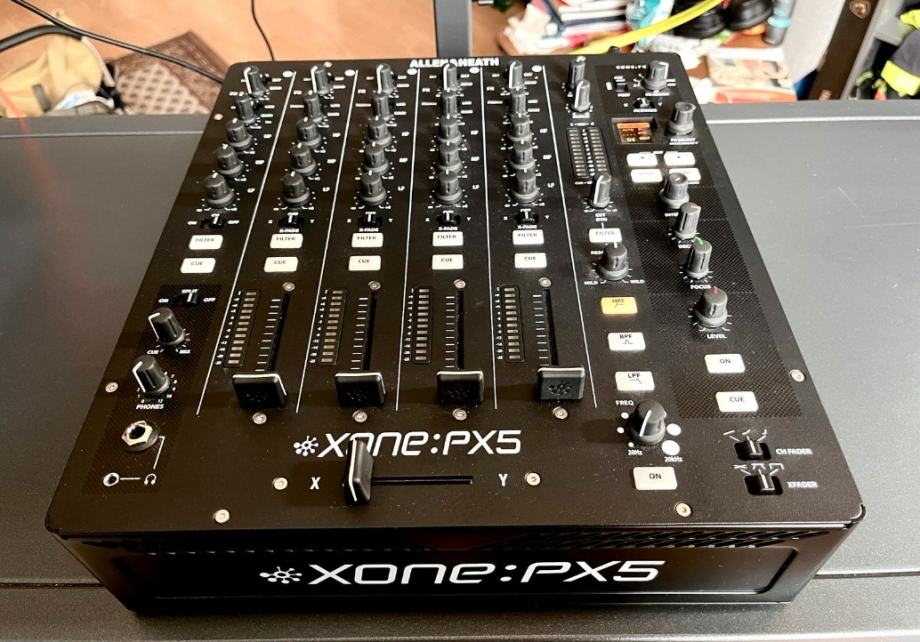 mešalnik kanalov Allen & Heath Xone PX5