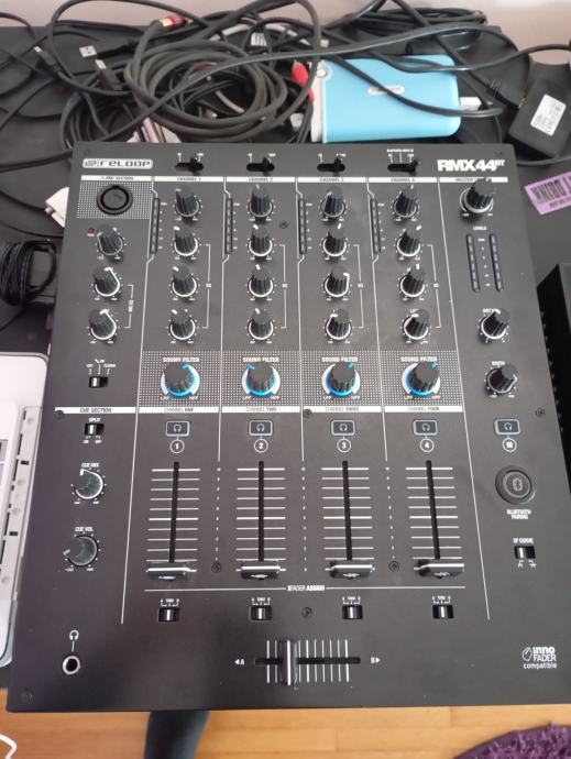 MIXER RELOOP RMX 44 BT