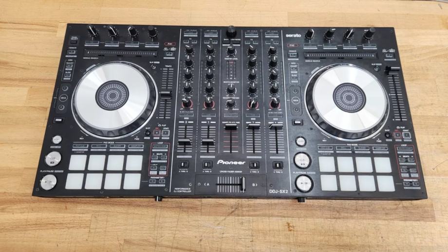 Pioneer DJ DDJ-SX2 4-kanalni DJ kontroler DDJ SX2 schwarz GEBRAUCHT