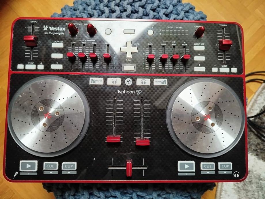 Vestax Typhoon