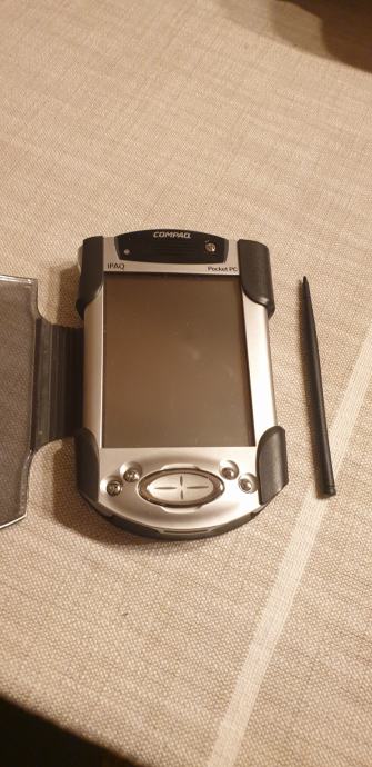 Prodam Compaq iPAQ H3870 Pocket PC