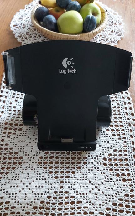 Stojalo za tablico Logitech S136 AV Stand,Docking station iPad zvočnik