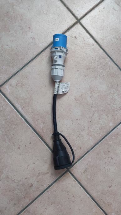 Adapter za Marino