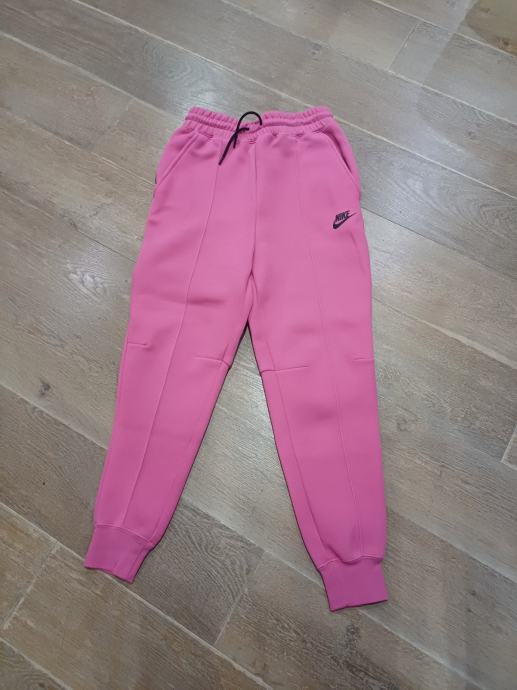 Nike tech fleece hlače