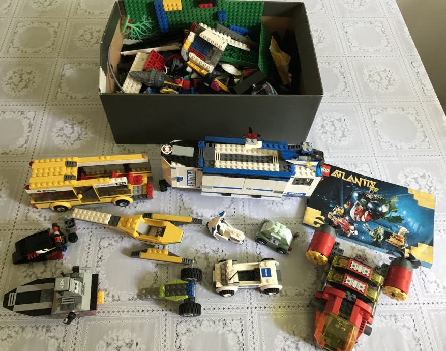 Lego kocke - policija, avtobus, raketa, …