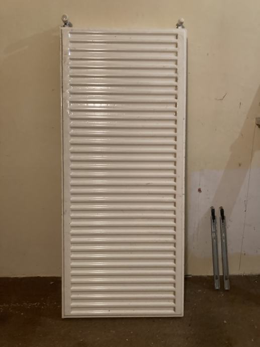 Radiator - voda - 140x10x60