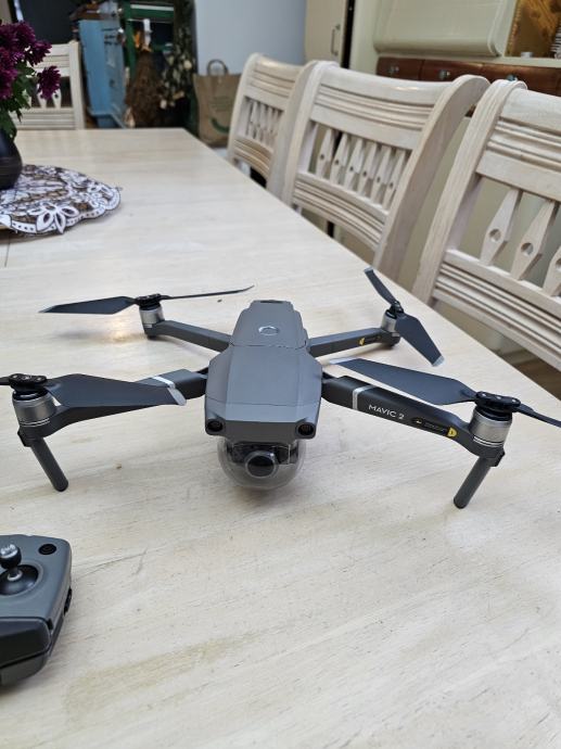 Dji Mavic Pro 2 zoom kot nov