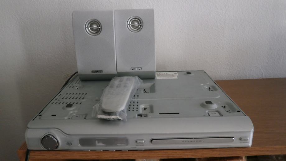 Naprodaj PHILIPS DVD VIDEO PLAYER