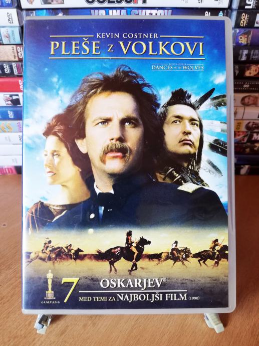 Dances with Wolves (1990)