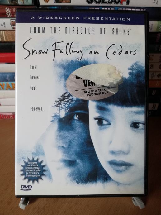 Snow Falling on Cedars (1999)