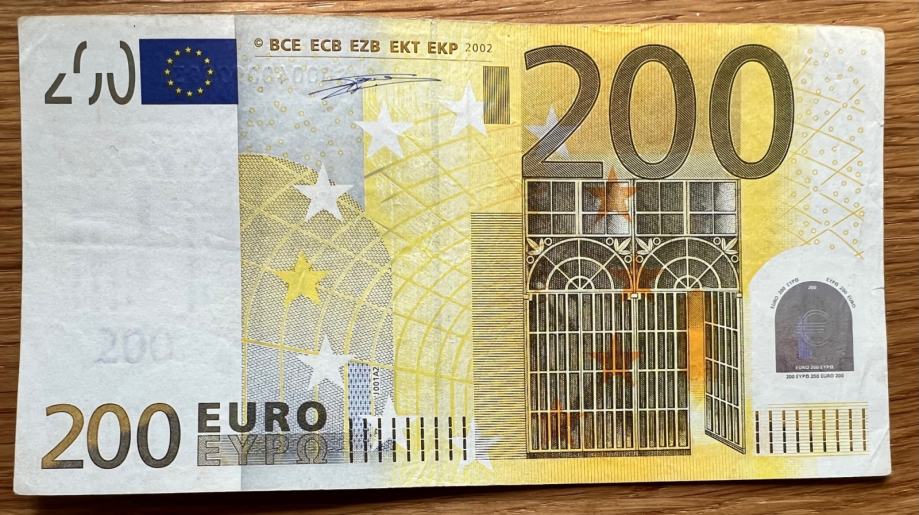 EURO bankovec za 200 EUR iz 2002