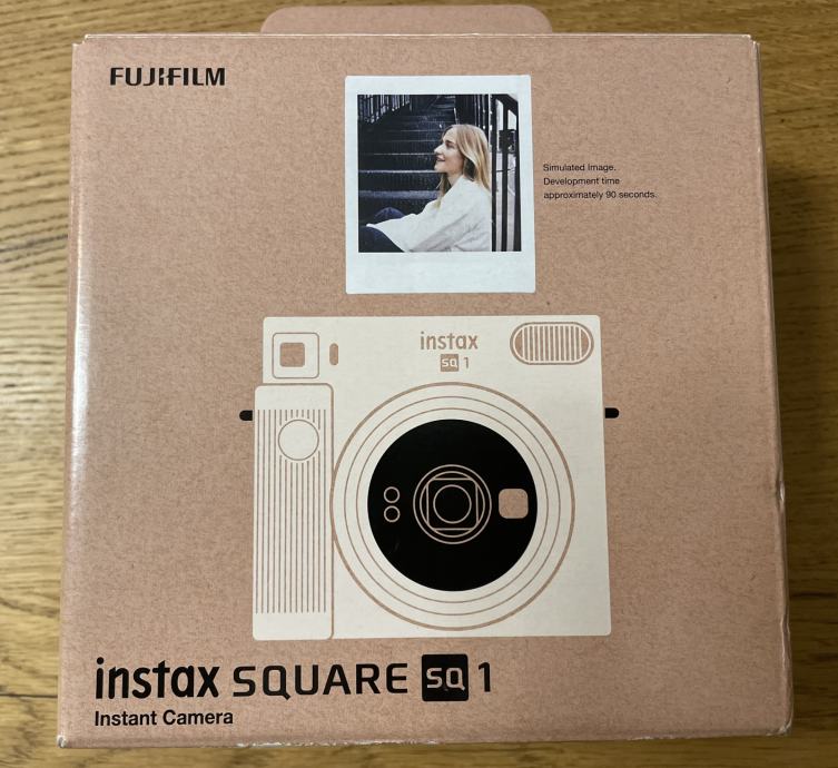 INSTAX SQUARE