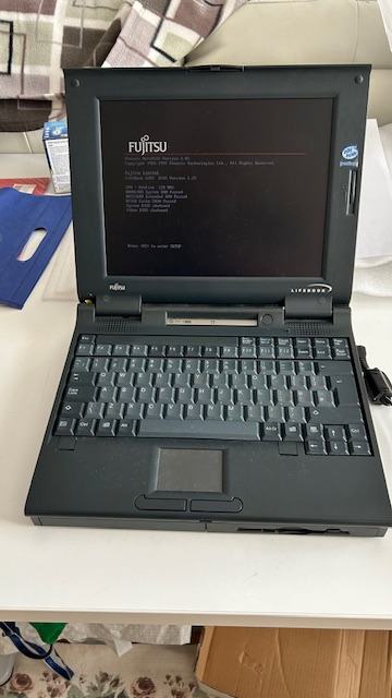 fujitsu lifebook 520T