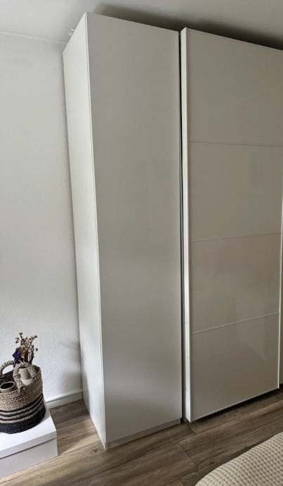 VISOKA OMARA IKEA 50 x 236cm