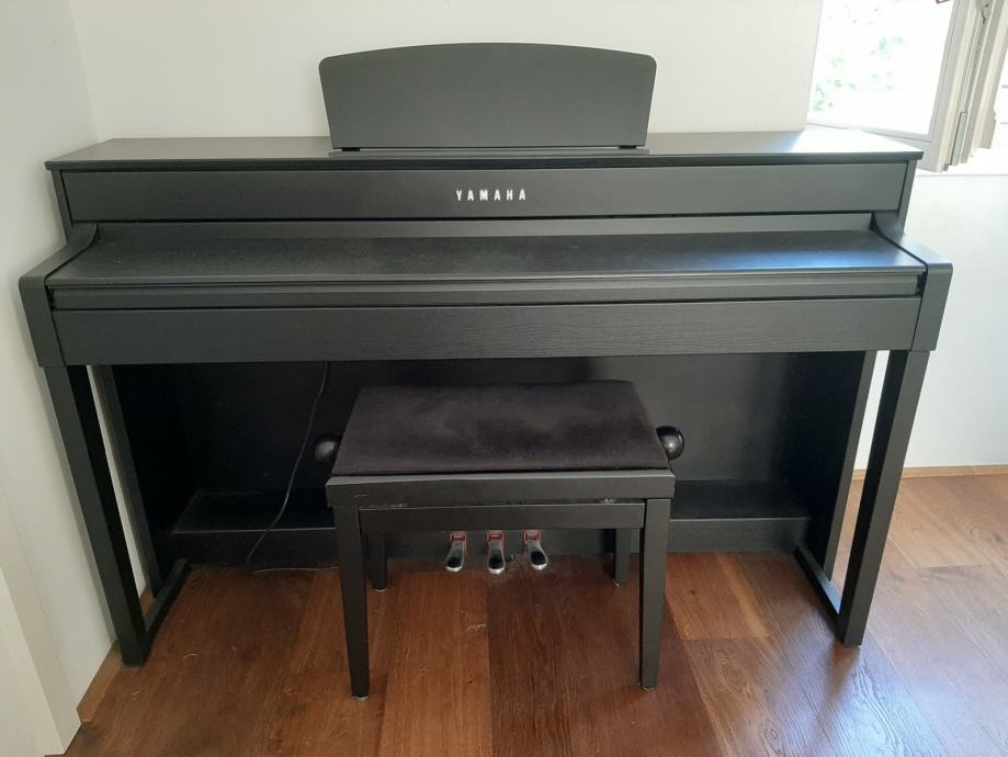 Clavinova Yamaha clp 535