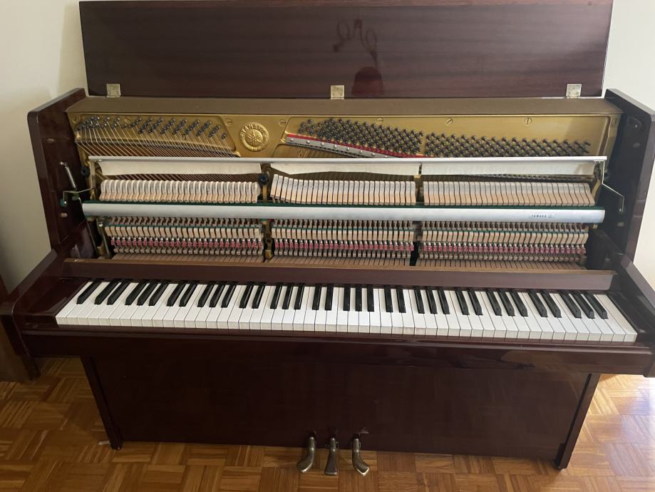 Pianino Yamaha