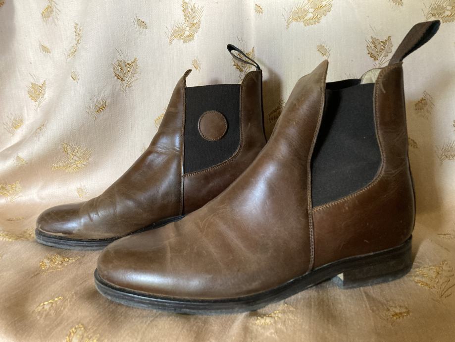 Chelsea boot