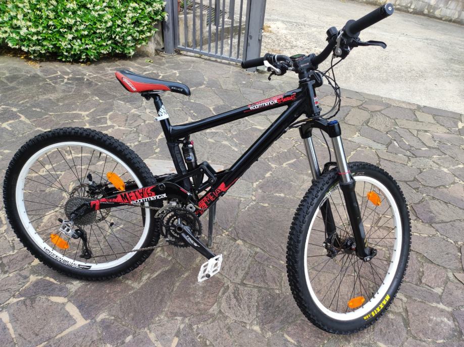 Commencal best sale meta 666