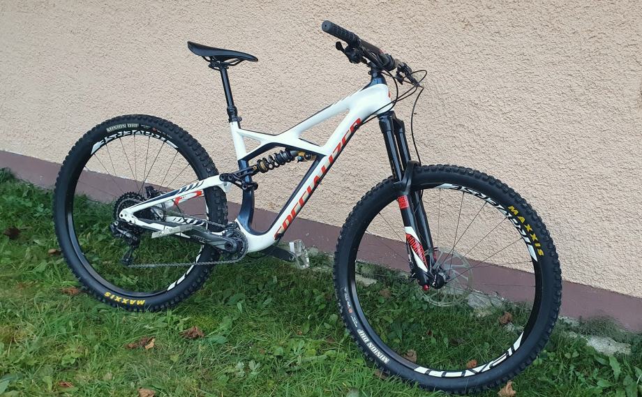 Specialized enduro, EXPERT CARBON 29 polnovzmeten, Karbon okvir