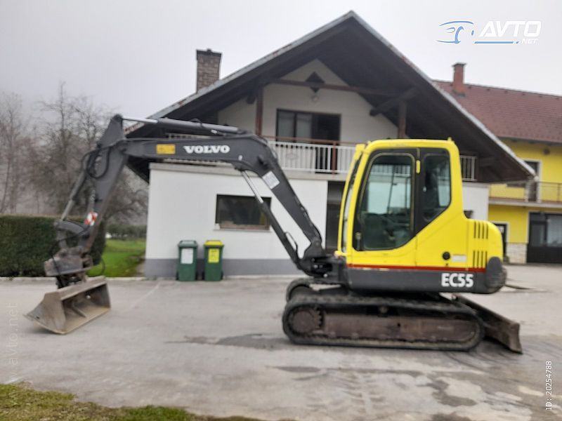 mini bager volvo ec 55 žlica 3 žlica 70 nagibna planirka