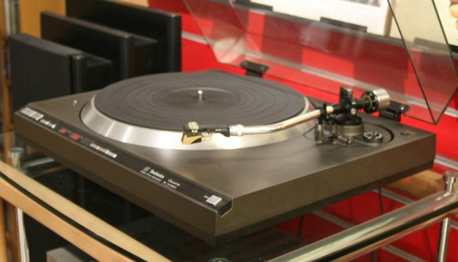 TECHNICS SL 1410 MK2 Gramofon KAO NOVO