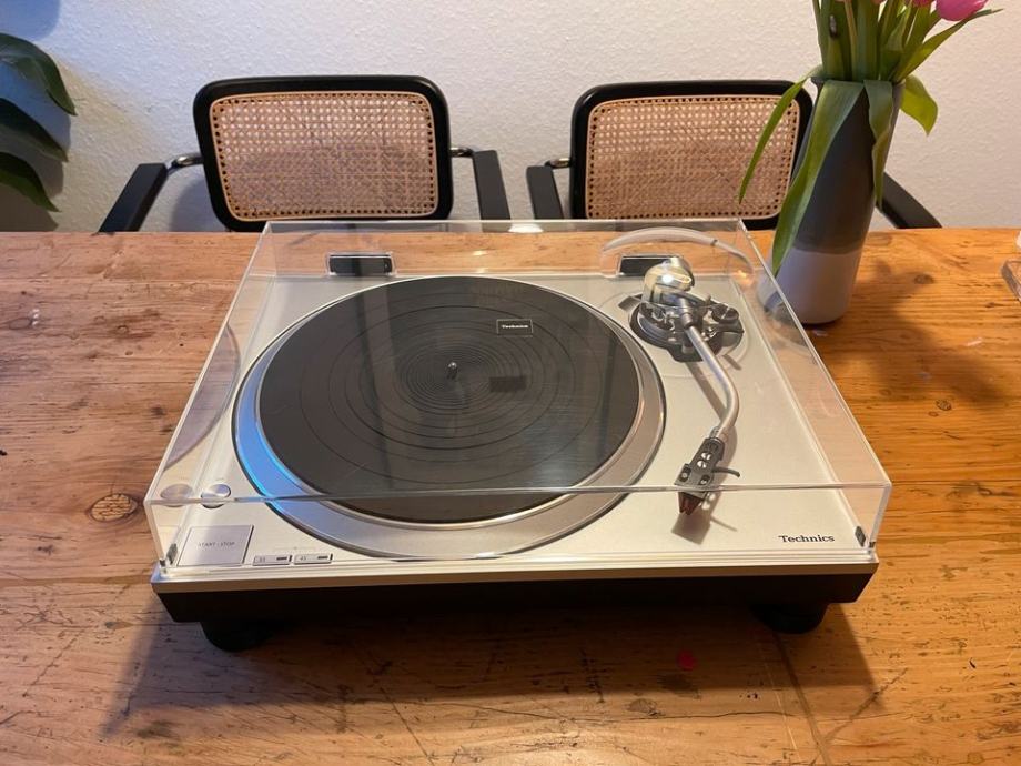 TECHNICS SL 1500C Gramofon NOVO