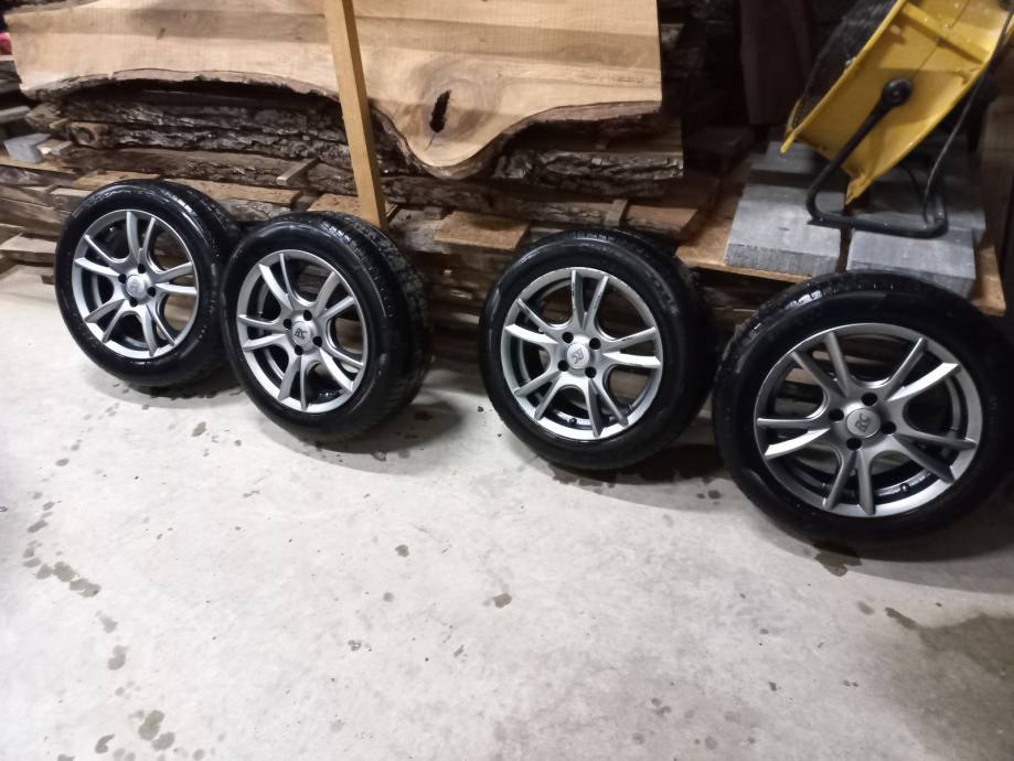 ALU platišča z letnimi gumami 15''; Pirelli cinturatto 185/60 R15