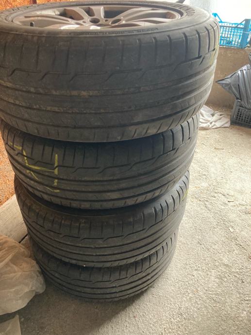 Prodam letne gume Dunlop R16 225/55 na original Mercedes platiščih