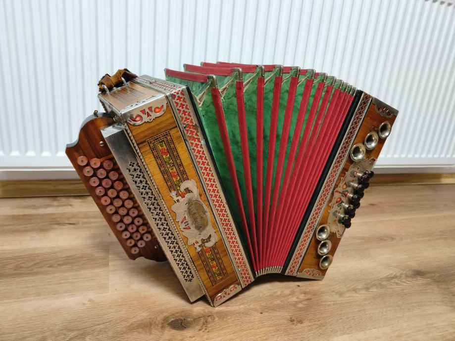 Franc Lubas harmonika