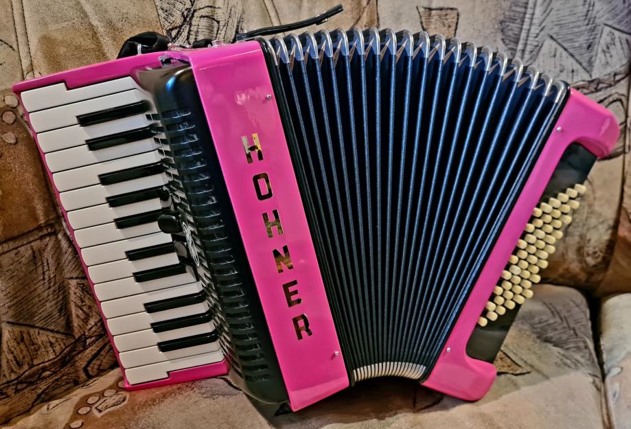 Klavirska harmonika Hohner Br