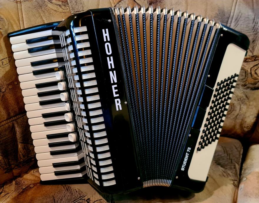 Klavirska harmonika Hohner Student 72