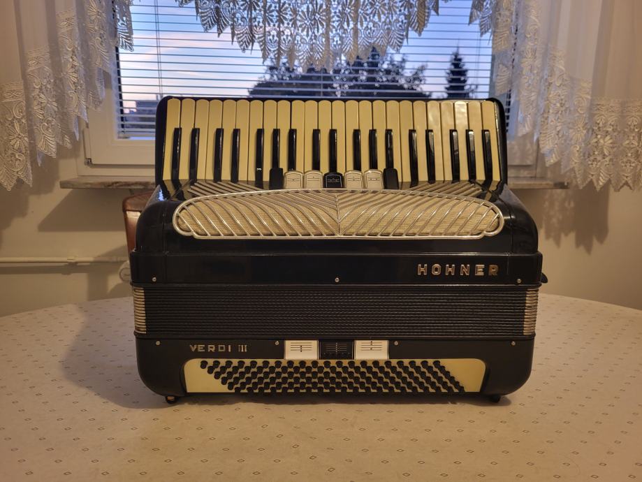 Klavirska harmonika Hohner Verdi III, 120 basna