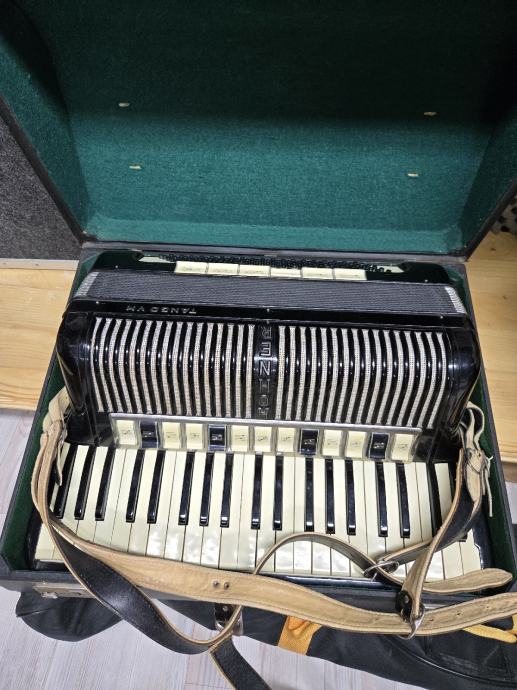 Klavirska hohner tango