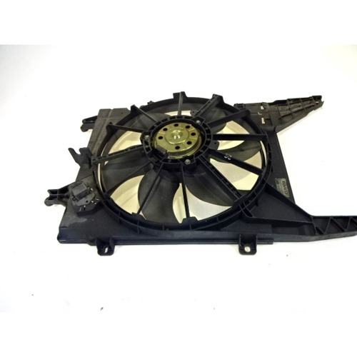 VENTILATOR HLADILNIKA OEM N. 8200065257 ORIGINAL REZERVNI DEL RENAULT