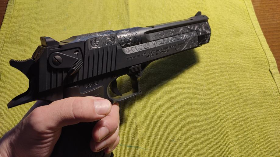 Airsoft desert eagle pištola