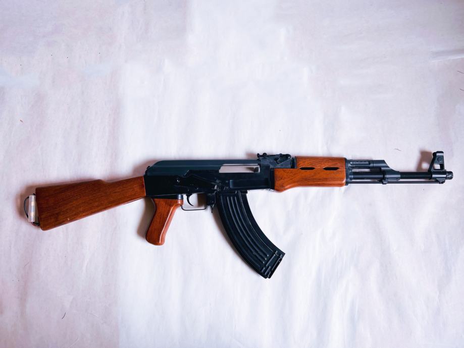 Airsoft Kalashnikov AK 47