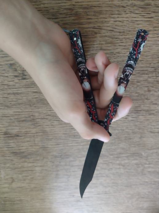 CUSTOM BUTTERFLY KNIFE