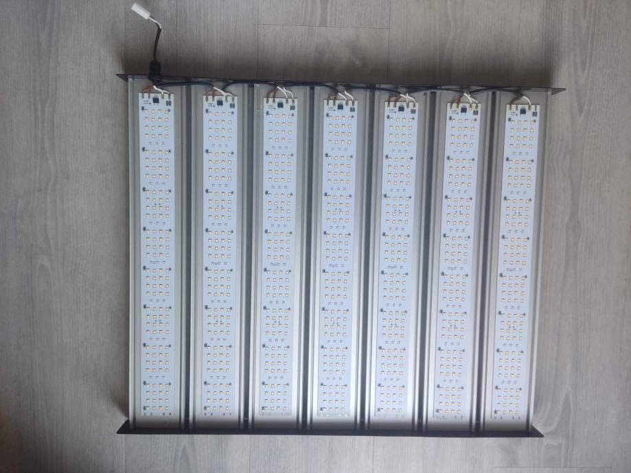 LED Grow light, 270W, Full Spectrum, Dimmable