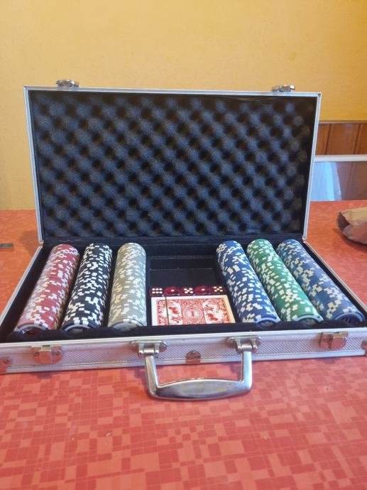 prodam set za poker