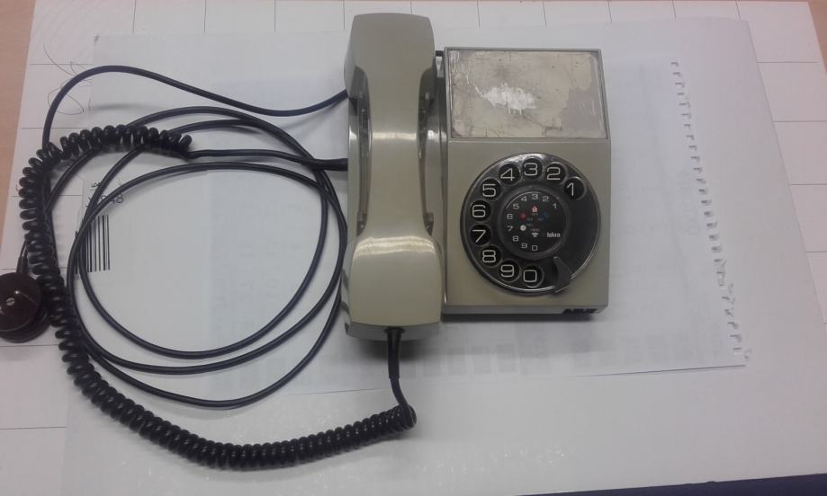 Telefon ISKRA Eta 32