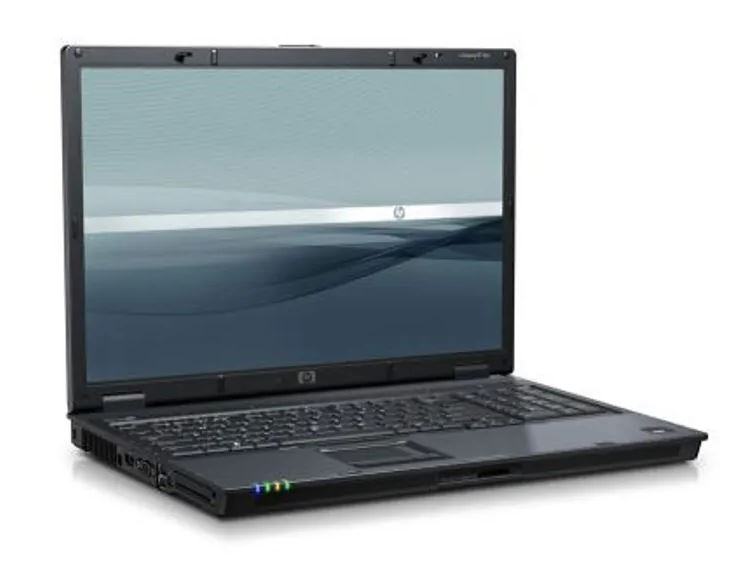 17.1 velikost HP  8710p, SSD disk, grafična Nvidia Quadro NVS 320M